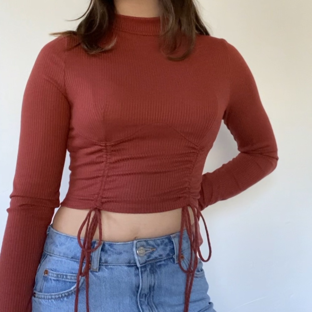 Fashion Nova Cropped Turtleneck In Burnt Orange